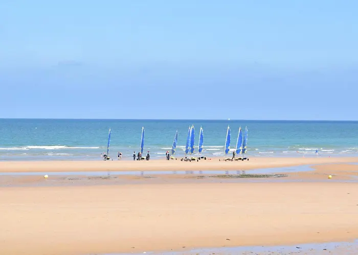 Semesterbostad Lovely In Saint-Germain-sur-Ay